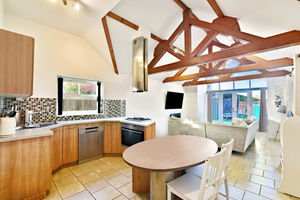 Photo 4- click for photo gallery